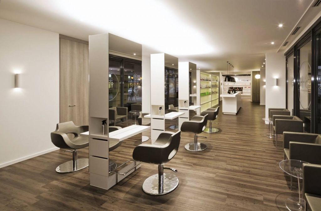 Дизайн салона красоты или парикмахерской имеет огромное значение как для пр...
